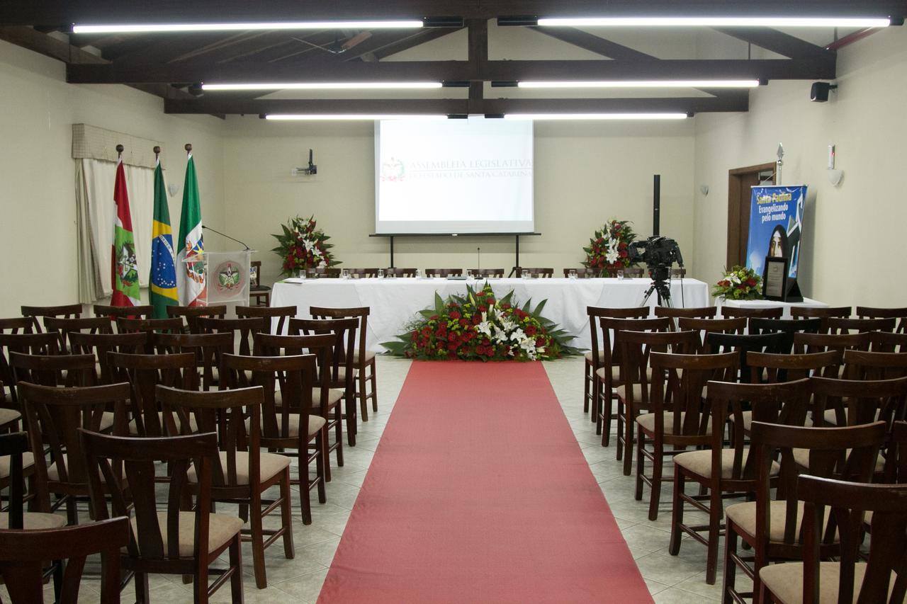 Hotel Do Santuario Нова Тренто Екстериор снимка