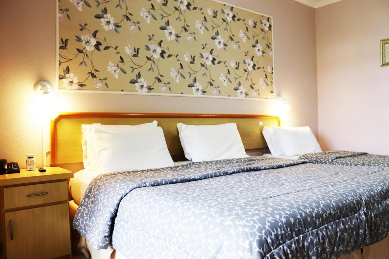 Hotel Do Santuario Нова Тренто Екстериор снимка